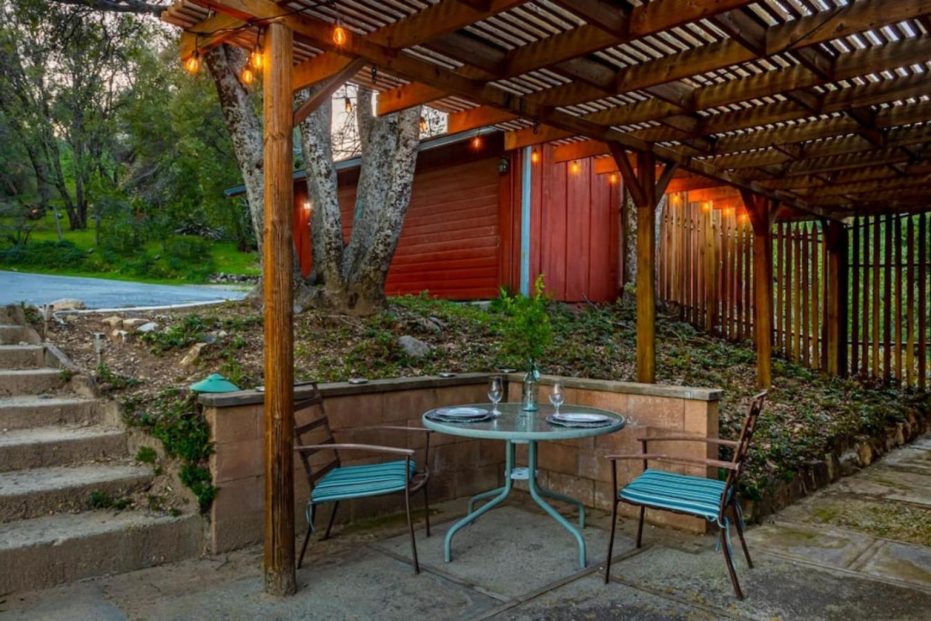 Sierra Vista Lookout Lodge With Creek, Waterfall And Waterholes, Minutes From Bass Lake And Yosemite South Gate North Fork Kültér fotó